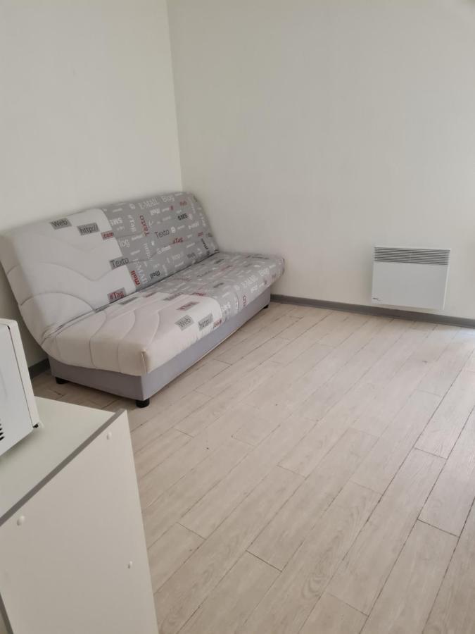 studio intra-muros meublé Avignone Esterno foto